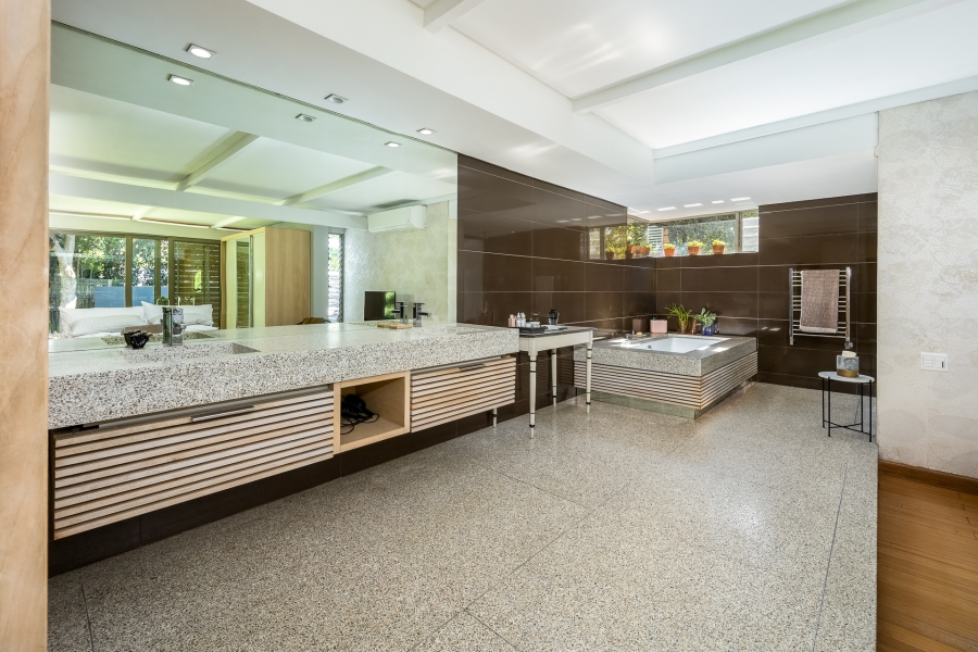 5 Bedroom Property for Sale in Valmary Park Western Cape
